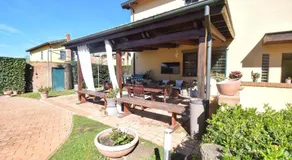 Beautiful Villa In Rome - Image 5