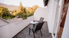 House Karakas - Image 4