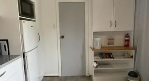 Self Contained Cabin - Image 5