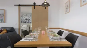 Appartement de vacances avec barbecue, jardin et terrasse | Vue ville | Parfait pour le travail à distance - Image 5