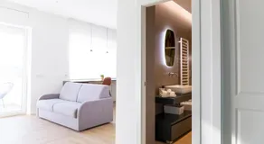 7th floor apartment - Image 2