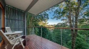 Taman Sari Sunshine Coast Romantic Pet-Friendly Hinterland Retreat - Image 2