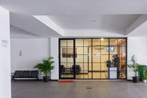 Sans Hotel Max Living Cengkareng - Image 1