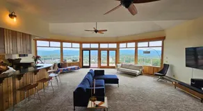 Green Mountain Getaway - Image 2