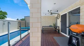 Premium Large Cosy Home with Private Pool - Image 4