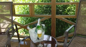 J and H Garden Cabinas - Image 3