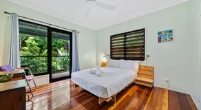 Billa Blue Beach House - Image 2