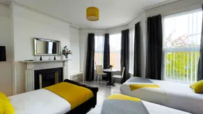 147 The Residence - Image 2