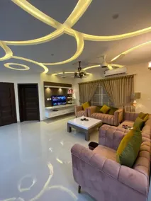 Continental Boutique House - Image 2
