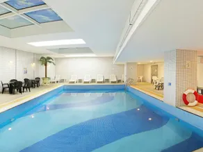 Golden Crown China Hotel - Image 4