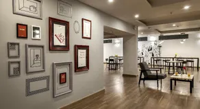 Hotel O Noida premium inn - Image 5