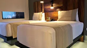 2 Modern Twin Suites in Exclusive Boutique Hotel - Image 2