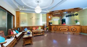 Palm Beach Hotel - Image 4