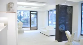 City of Art Venice LLoyd - Image 3
