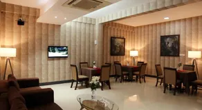 Civic Inn - Image 3