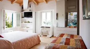 B&B RED WINE COUNTRY HOUSE - Image 2