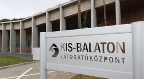 Boathouse Balatonlelle with Sauna and Salt Room - Image 4