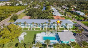 Coronado Arms Condominiums B-18 - Image 4