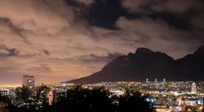 8 on Upper Bloem - Image 4