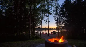 Lakepoint Cottage Resort - Image 4
