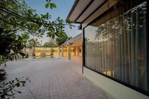 Yacht Pool&Gallery Villa - Image 4