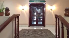 Hotel Indsurya - Image 4