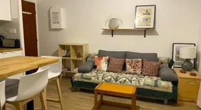 Cosy, fully renovated 2-room apartment with sea view - Image 5