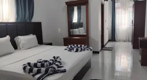 SAS Villa - Image 2