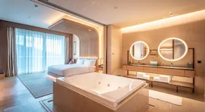 Lakeview Hotel Yulongwan Kunming - Image 2