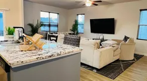 Simple Elegant Single Family Home DT Raleigh - Image 2