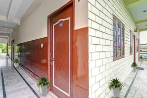 SPOT ON 92281 Greenview Stays - Image 2