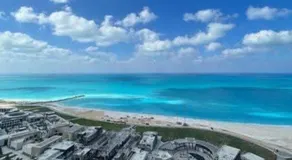 شقة مفروشة ثلاث غرف لك وحدك قريبة من البحر - Image 3
