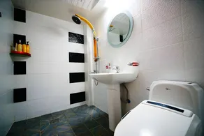 Gamyoungroo Hanok Hotel - Image 4