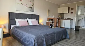 N Hotel - Image 2