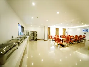 GreenTree Inn Huanggang City Wuxue City Kanjiang Avenue - Image 3