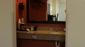 Budget Inn - Washington - Image 3