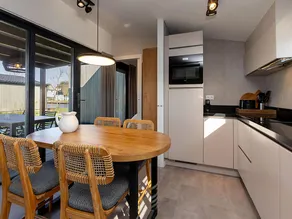 Docklodge Stay by the Water - Image 3