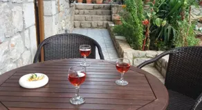 Katerinas Guest House - Image 4