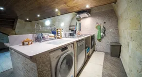 ROBERTO's Guest House - Image 5