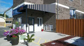 Sunparlor Motel - Image 2