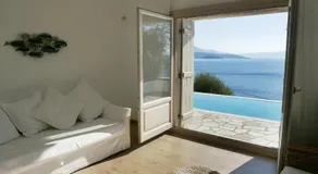 Notus Villa - Image 2