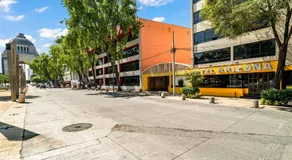 Hotel Arizona - Image 4