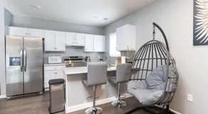 Elegant Apt by EWR & PennStation - Image 4