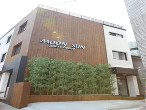 Moon Sun Guesthouse Myeongdong - Image 5