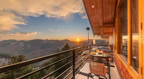 Gadegal Homestay Narkanda - Rooms & Pahadi Café - Image 4