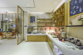 Rezen Kingtown Hotel Chongqing Jiefangbei Pedestrian Street Hongyadong - Image 4
