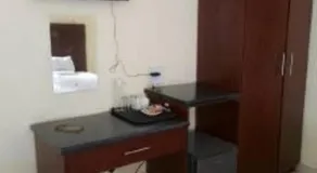 Jakaranda Guest House - Image 5