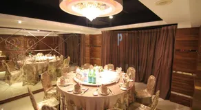 Wonderful Hall Hotel - Image 5
