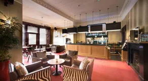 Atholl Apartment - A Unique apartment in countryside park with WIFI and access to pool and bar - Image 3