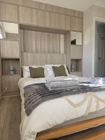 Grace's Spacious Home in Ely - Image 2